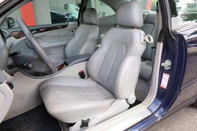 MERCEDES-BENZ CLK 200 usata, con Autoradio