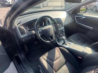 VOLVO XC60 usata, con Specchietti laterali elettrici