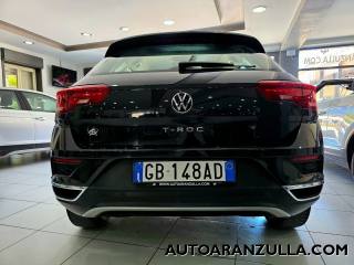 VOLKSWAGEN T-Roc usata, con MP3