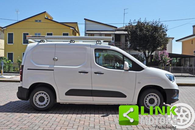 OPEL Combo usata, con Chiusura centralizzata