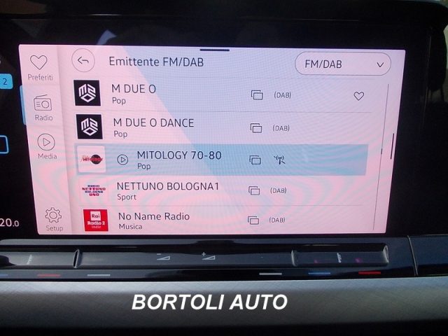 VOLKSWAGEN Golf usata, con Luci diurne LED