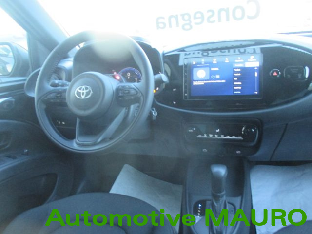 TOYOTA Aygo X usata, con Frenata d