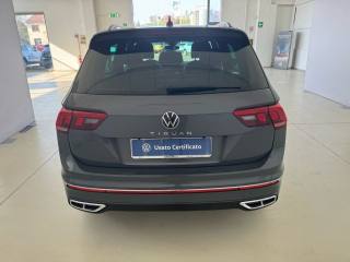 VOLKSWAGEN Tiguan usata, con Autoradio