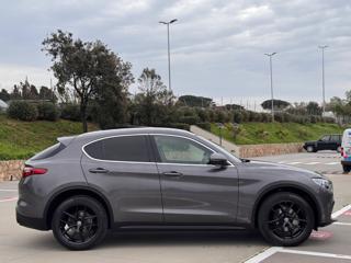 ALFA ROMEO Stelvio usata, con Alzacristalli elettrici