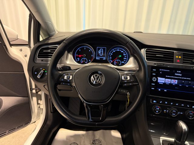 VOLKSWAGEN Golf Variant usata, con Boardcomputer