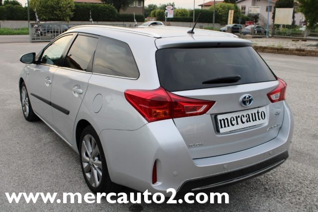TOYOTA Auris usata, con Alzacristalli elettrici