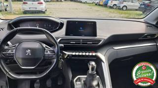 PEUGEOT 3008 usata, con Airbag laterali