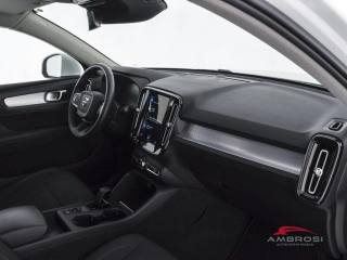 VOLVO XC40 usata 11