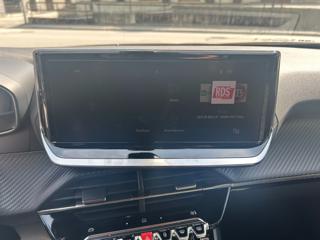 PEUGEOT 2008 usata, con Servosterzo