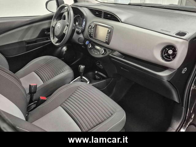 TOYOTA Yaris usata, con Touch screen