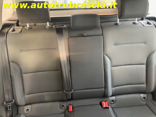 VOLKSWAGEN Golf Variant usata, con Fendinebbia