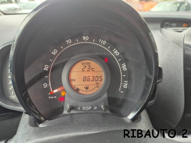 TOYOTA Aygo usata, con Volante multifunzione