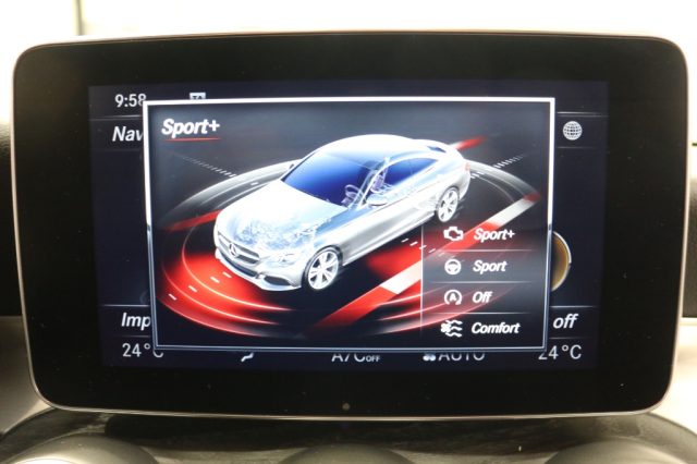 MERCEDES-BENZ C 220 usata 24