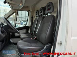 PEUGEOT Boxer usata, con Autoradio