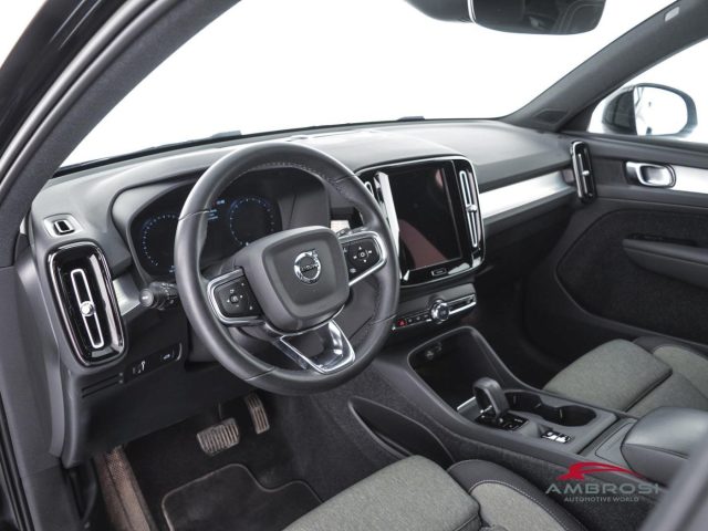 VOLVO XC40 usata 7