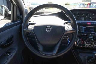 LANCIA Ypsilon usata, con Autoradio digitale