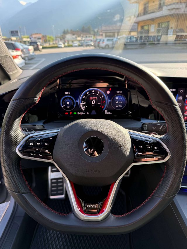 VOLKSWAGEN Golf GTI usata, con Sistema di navigazione