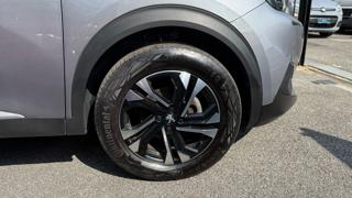 PEUGEOT 2008 usata, con Alzacristalli elettrici