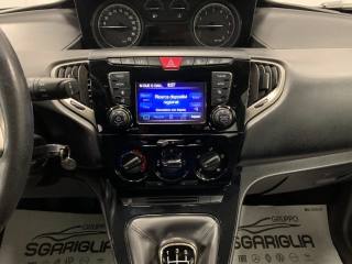 LANCIA Ypsilon usata, con Controllo trazione
