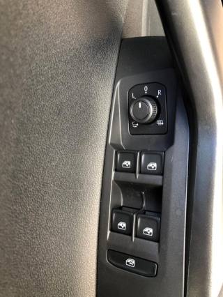 VOLKSWAGEN Taigo usata, con Fari LED