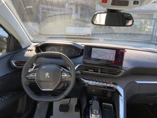 PEUGEOT 3008 usata, con Volante in pelle