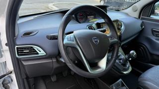 LANCIA Ypsilon usata, con Luci diurne LED