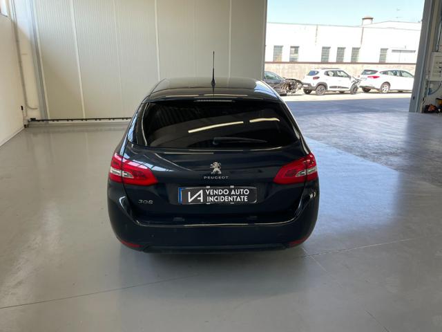 PEUGEOT 308 usata, con Autoradio