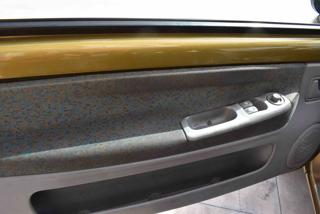 RENAULT Twingo usata, con Sedile posteriore sdoppiato