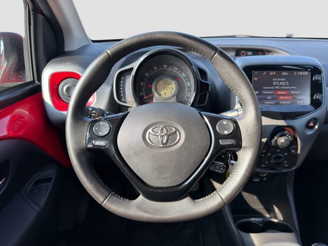 TOYOTA Aygo usata 12