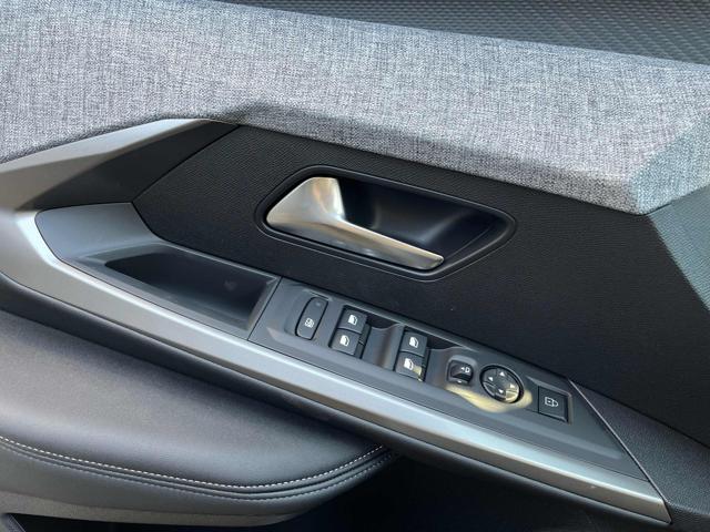 PEUGEOT 3008 usata, con Cruise Control