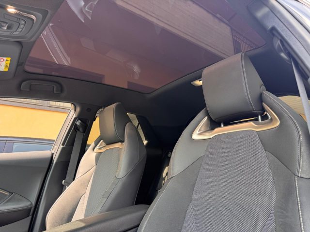 TOYOTA C-HR usata, con Sedile posteriore sdoppiato