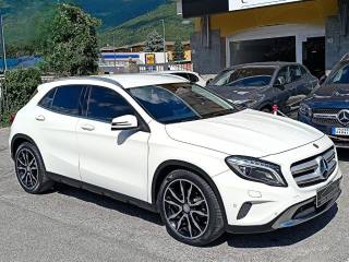 MERCEDES-BENZ GLA 200 usata, con Park Distance Control