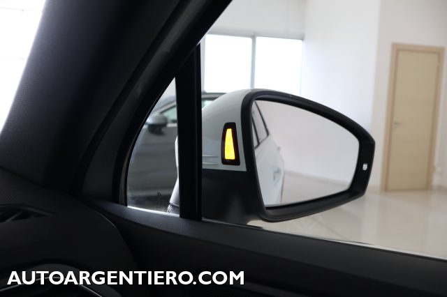 VOLKSWAGEN Tiguan usata, con Touch screen
