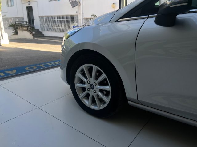 FORD Fiesta usata, con Lettore CD