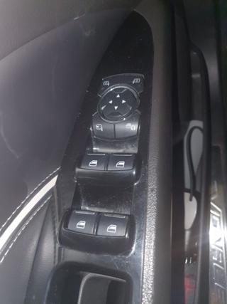 FORD Mondeo usata, con Volante multifunzione