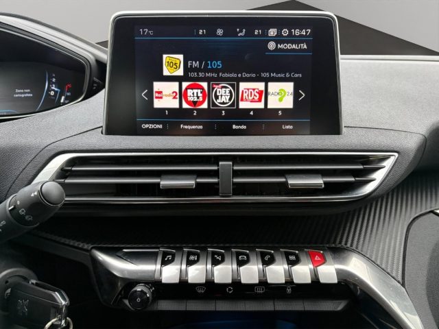 PEUGEOT 3008 usata, con Autoradio digitale