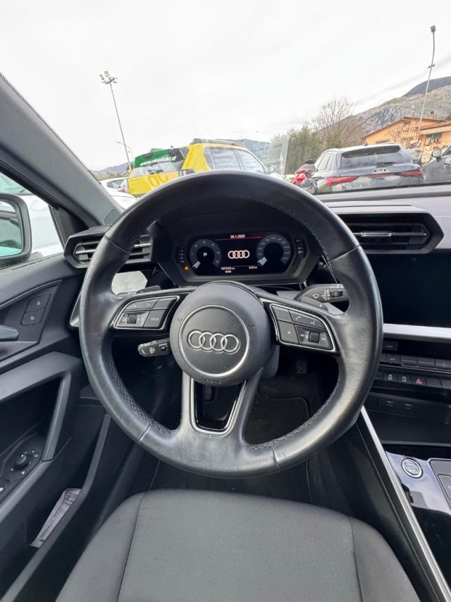 AUDI A3 usata, con Specchietti laterali elettrici