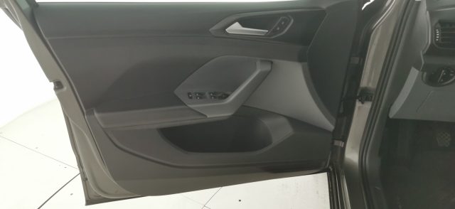 VOLKSWAGEN T-Cross usata 49