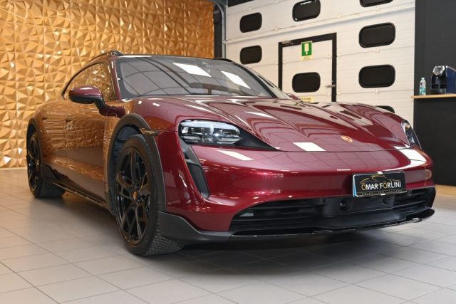 PORSCHE Taycan usata 1