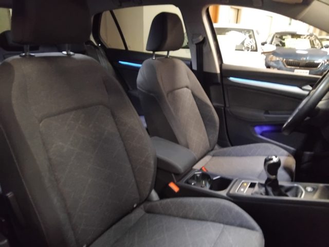 VOLKSWAGEN Golf usata, con Fari LED