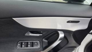 MERCEDES-BENZ A 180 usata, con Park Distance Control