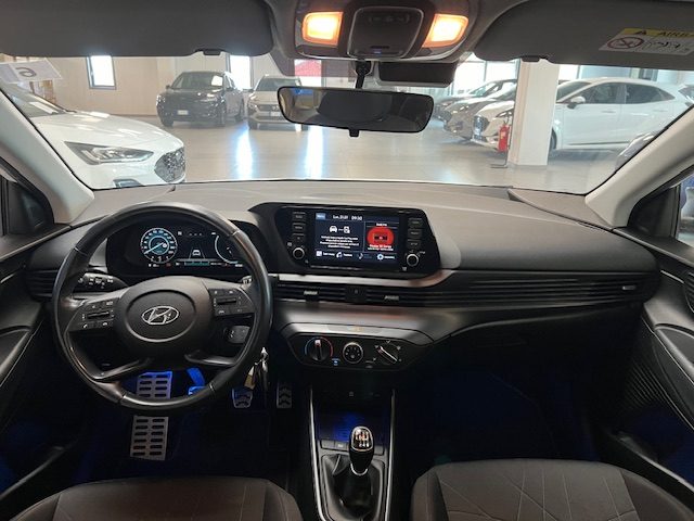 HYUNDAI Bayon usata, con Boardcomputer