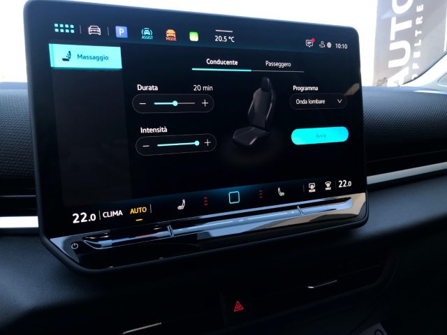 VOLKSWAGEN T-Roc usata, con Volante multifunzione
