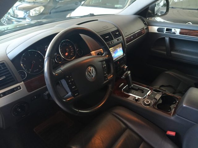 VOLKSWAGEN Touareg usata, con Cerchi in lega