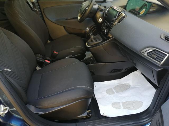 LANCIA Ypsilon usata, con ESP