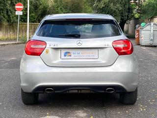 MERCEDES-BENZ A 180 usata, con Cerchi in lega