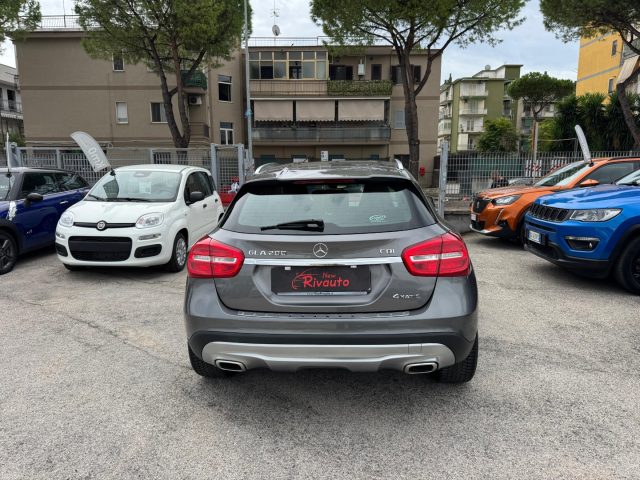 MERCEDES-BENZ GLA 200 usata, con Autoradio
