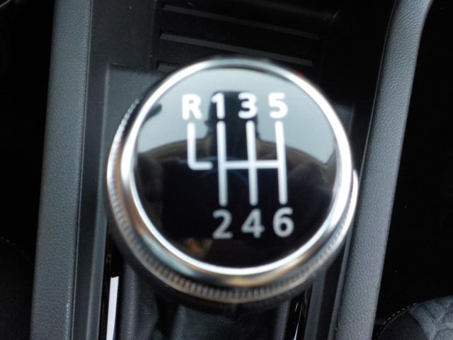 RENAULT Clio usata, con Fari LED