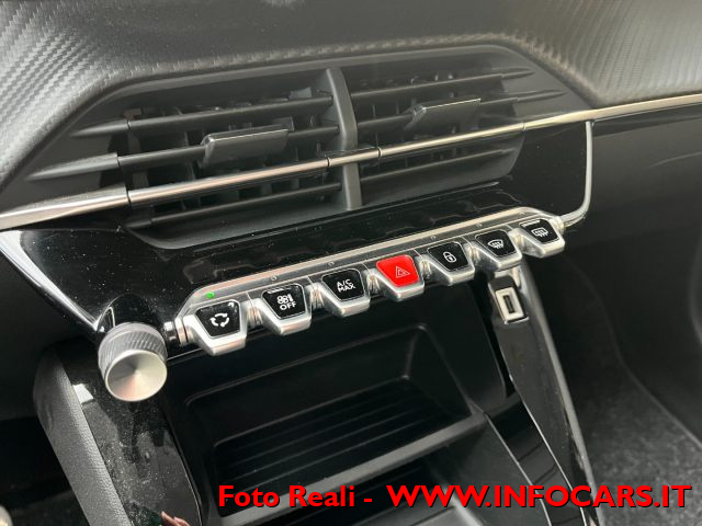 PEUGEOT 208 usata, con Fari LED