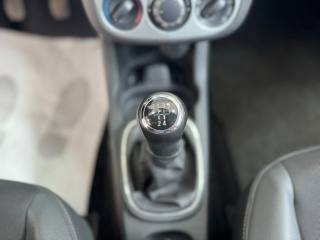 OPEL Corsa usata, con MP3